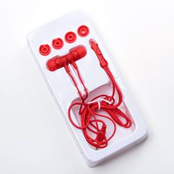 Red In-Ear Earphone With Replaceable Ear Tips